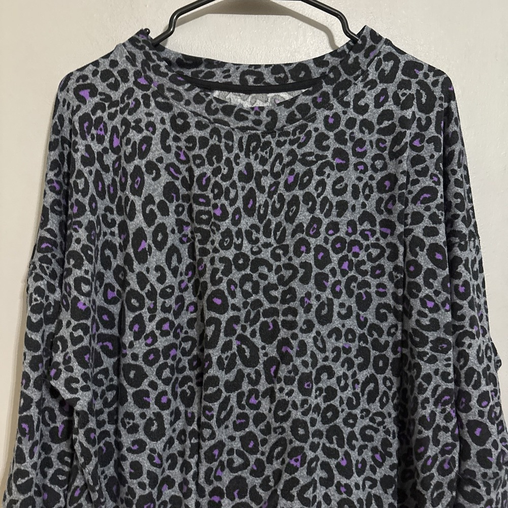 Simply Vera Vera Wang Leopard Print Grey Black Purple Pajamas Sz Lg Night Wear - Picture 3 of 13